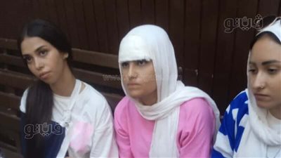 وصول فتيات مطاردة طريق الواحات إلى المحكمة (صور)