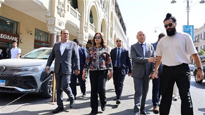 وزيرة التنمية المحلية ومحافظ القاهرة يتفقدان أعمال تطوير شارع إبراهيم باشا بمنطقة الكوربة 