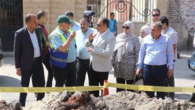 محافظ الشرقية يتفقد خط تصريف مياه الأمطار بنفق عرابي 