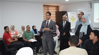 رئيس جامعة بنها يشهد فعاليات المبادرة الرئاسية 