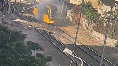 السيطرة على حريق بإحدى عربات ترام الرمل بالإسكندرية 