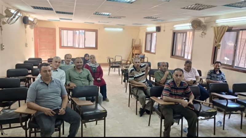 دورة تدريبية للعاملين