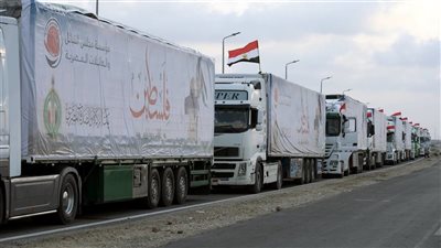 رويترز: إسرائيل لن تسمح إلا بدخول 300 شاحنة مساعدات لغزة