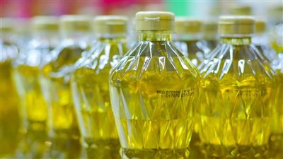 انخفاض جديد في سعر لتر العباد، أسعار الزيت بالأسواق اليوم الإثنين