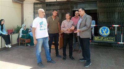 وكيل تعليم كفر الشيخ يتفقد اختبارات الالتحاق بمدرسة المتفوقين (صور)