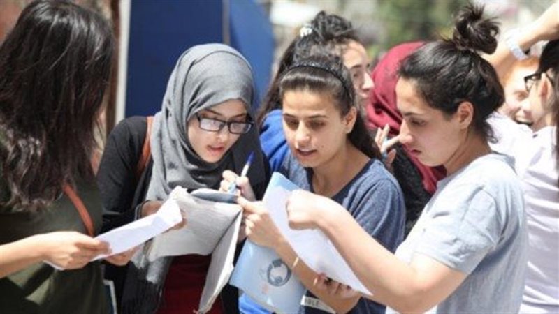 طلاب المدارس 
