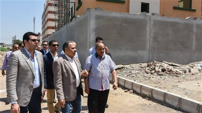  محافظ الشرقية يتفقد مجمع المصالح الحكومية والإدارة التعليمية بديرب نجم