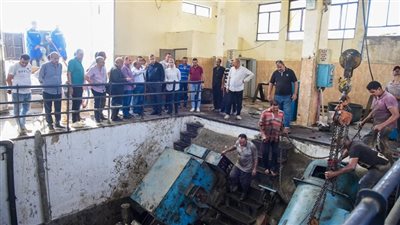عطل كهربائي يتسبب في ارتفاع منسوب المياه بمصرف زهرة بالإسكندرية 