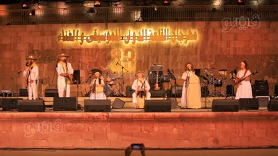 La Thona Gaitera تضيء ليالي مهرجان القلعة بالإيقاعات الكولومبية (صور)