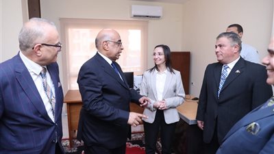 وزير العدل يفتتح محكمة كفر الدوار ويتفقد أعمال رفع كفاءة مجمع محاكم دمنهور الابتدائية