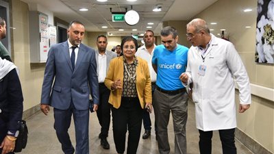 نائب وزير الصحة تبحث تأهيل مستشفى العريش كمركز تميز لخدمات النساء والتوليد وحديثي الولادة