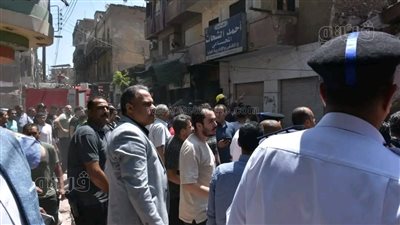 محافظ الشرقية ينتقل إلى موقع العقار المنهار في الزقازيق 