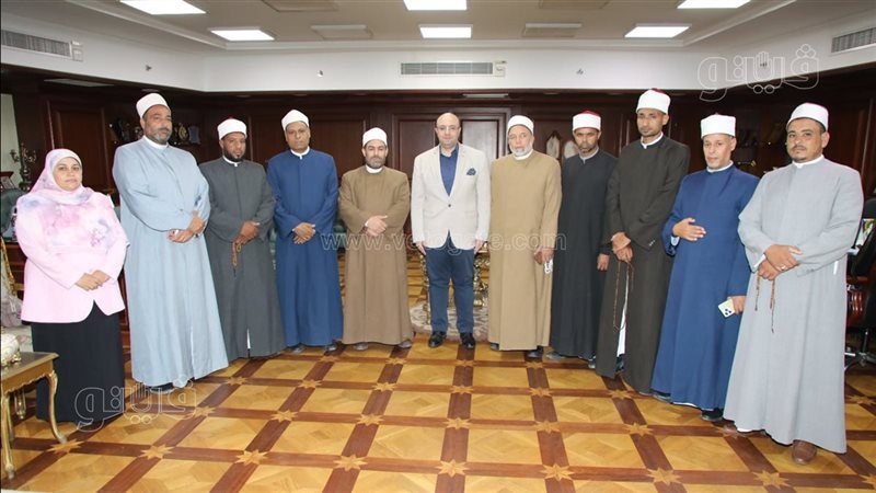 محافظ بني سويف يلتقى