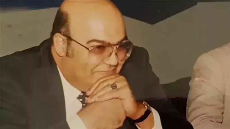 الكاتب الراحل فرج
