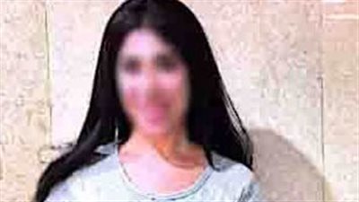 أخبار الحوادث اليوم: تفاصيل فيديو سيدة ألقت نفسها أمام السيارات بالشرقية.. ضبط راقصة لنشر مقاطع فيديو خادشة للحياء.. والإعدام لـ عاطلين بتهمة إدارة مصنع لإنتاج الحشيش في الإسكندرية