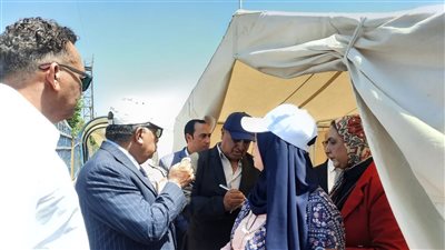 محافظ الدقهلية ووكيل وزارة الشباب يتفقدان معسكر الإيواء بنادي شربين الرياضي