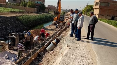 محافظ أسيوط يتابع أعمال رصف الطرق ضمن الخطة الاستثمارية 2025/ 2026 