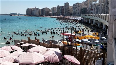 ارتفاع الأمواج يتجاوز الـ 2 متر، تحذير من نشاط الرياح بهذه الشواطئ