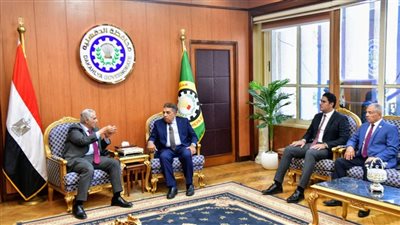 محافظ الدقهلية يبحث استعدادات افتتاح مكتب تصديقات بالسنبلاوين