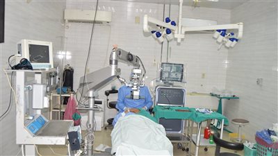 توريد جهازي أشعة مقطعية على العصب البصري والشبكية لـ