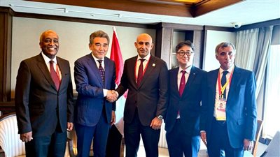 وزير التعليم يلتقى رئيس جامعة هيروشيما لبحث آفاق التعاون المشترك