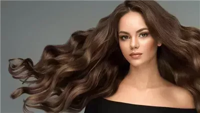 تغنيكي عن المستحضرات باهظة الثمن، وصفات طبيعية ومتوفرة لترطيب الشعر 