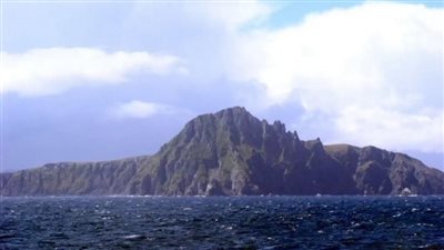 زلزال بقوة 8 درجات يضرب 