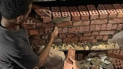 محافظة الجيزة تغلق فتحات أسفل الكباري لمنع استغلالها في أعمال غير مشروعة