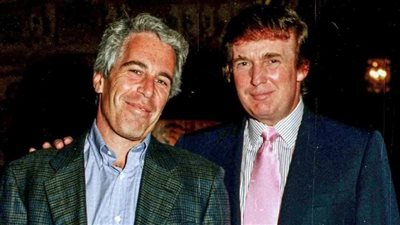 بعد الاطمئنان لشهادة ماكسويل، ترامب يؤيد تسليم ملفات قضية جيفري إبستين إلى الكونجرس