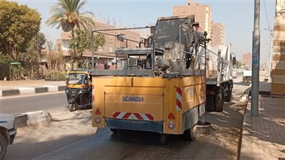 انطلاق حملة نظافة مكثفة بشوارع منفلوط بأسيوط 