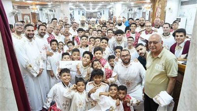 الأنبا فيلوباتير يرسم شمامسة جدد للخدمة في إيبارشية أبو قرقاص 