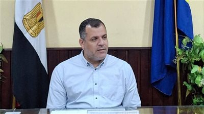 وكيل وزارة التعليم بدمياط يتابع امتحانات الدور الثاني للثانوية العامة من غرفة العمليات (صور)