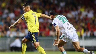 الأهلي يتوج بكأس السوبر السعودي على حساب النصر بركلات الترجيح (صور)