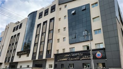 مصرع فني صيانة سقط به أسانسير مستشفى المنصورة أثناء عمله في الدقهلية 