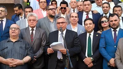 رئيس الوفد من ضريح سعد زغلول: نستلهم الوطنية من زعماء 