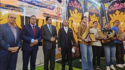 بالزي الأبيض والأوشحة، كفر أبو ناصر بالدقهلية يكرم حفظة القرآن الكريم (فيديو وصور) 