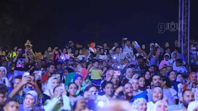 من روحانيات الشيخ ياسين إلى مفاجأة مدحت صالح، مشاهد خطفت الأنظار بحفلات مهرجان القلعة (فيديو وصور)