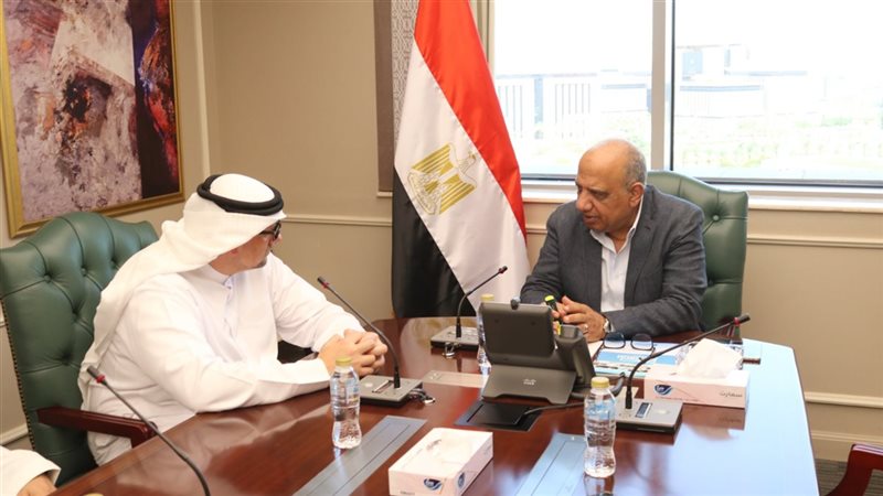 اجتماع وزير الكهرباء