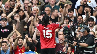 تاريخ مواجهات مانشستر يونايتد وإيفرتون في جميع المسابقات 