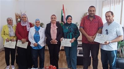 تكريم أخصائي ومسئولي إدارة البرلمان والتعليم المدني والقيادات الشبابية بالدقهلية