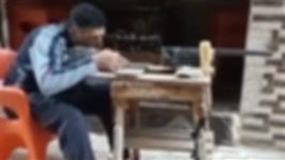 الداخلية تكشف ملابسات صورة لشخص يحمل بندقية مزودة بتلسكوب بكفر الشيخ