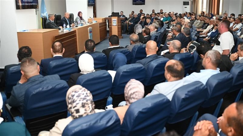 لقاء وزير النقل مع