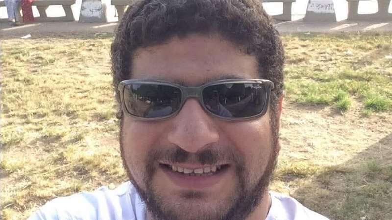 المخرج المسرحي عمرو