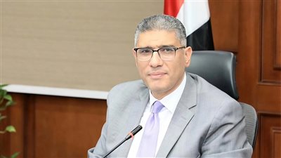 محافظ الجيزة: توريد 184,135 طنا من القمح وتقديم كافة التسهيلات للمزارعين