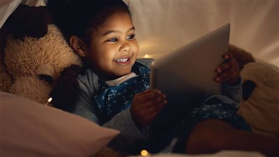 6 أضرار لـ السهر على صحة الأطفال وطرق تفاديها 