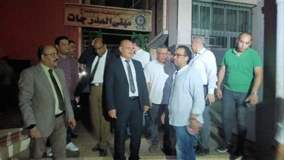 رئيس جامعة سوهاج: لا توجد خسائر أو إصابات بحريق سطح مجمع المدرجات