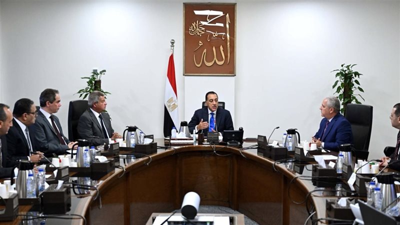 اجتماع برئاسة الدكتور