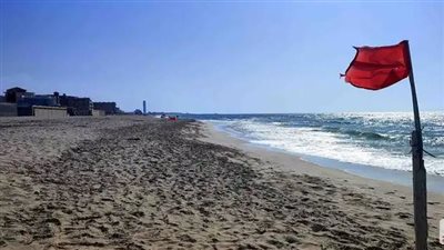 علوم البحار يكشف أسباب ارتفاع الأمواج فى البحر المتوسط (فيديو)