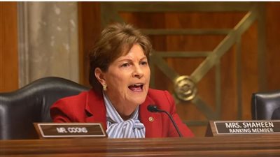 كبيرة الديمقراطيين في الشيوخ الأمريكي: أشعر بالاشمئزاز من قصف إسرائيل لمستشفى في غزة