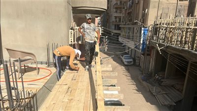 حملات مكثفة لمواجهة مخالفات البناء بحى غرب المنصورة